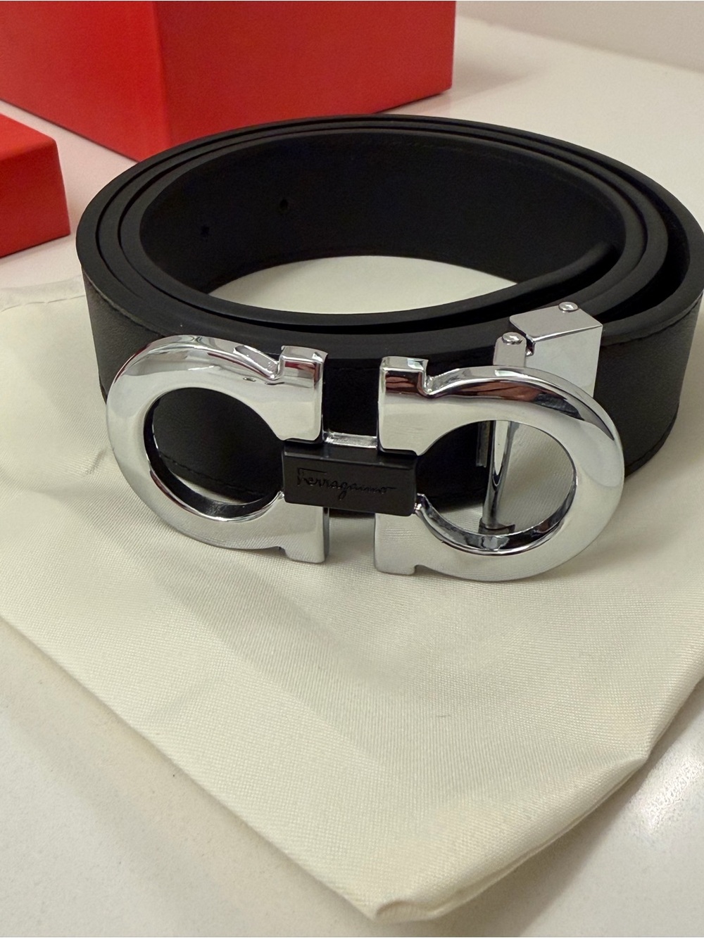 Salvatore Ferragamo Gancini Black Leather Belt Silver Buckle Size